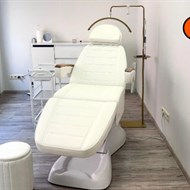 Golden touch beauty studio