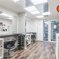 Grožio namai „Moni“ – kirpėja Silvija