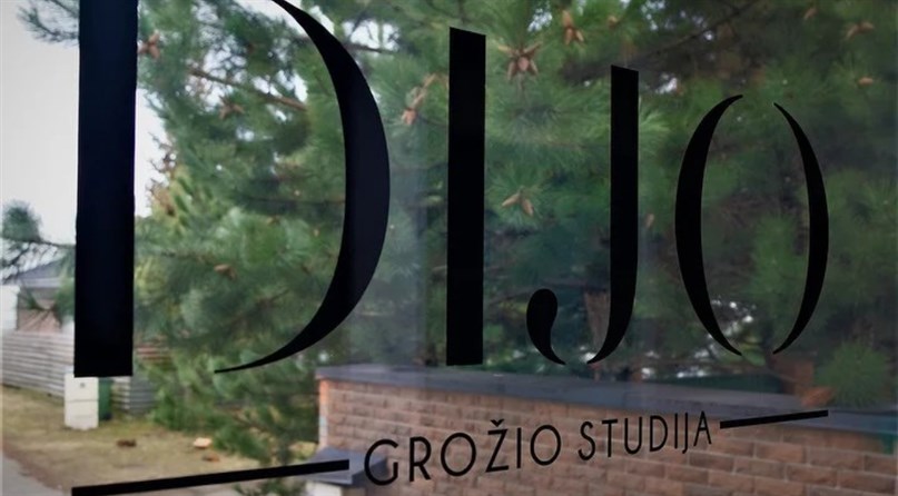 Dijo grožio studija - kirpėja Deimantė