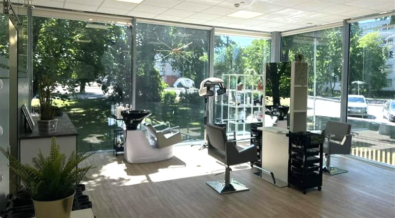 Aparatinė kosmetologija ir veido masažai – kosmetologė Kristina