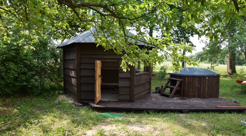 Privatus „Dārza SPA“ glampingas prie Malnavos