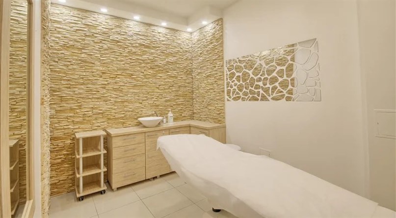 MOLLY beauty studio - Kirpėja Jolanta Dainevičienė