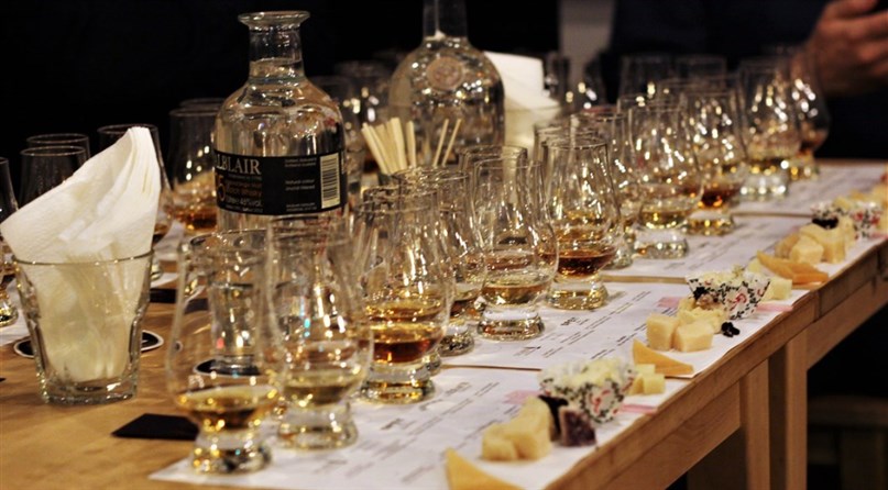 Viskio baras „King & Mouse“