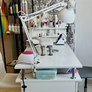 Aukštos kvalifikacijos nagų meistrė Nadežda